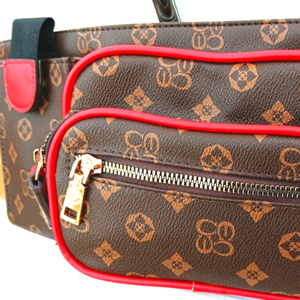 The SHOW STOPPER Fanny Pack